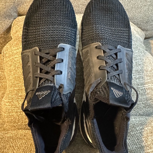 Adidas UltraBOOST 19 Black and White Sneakers Size 9.5 - Picture 4 of 8